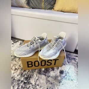 Adidas Yeezy Boost 350 V2 'Static Non-Reflective' 2023